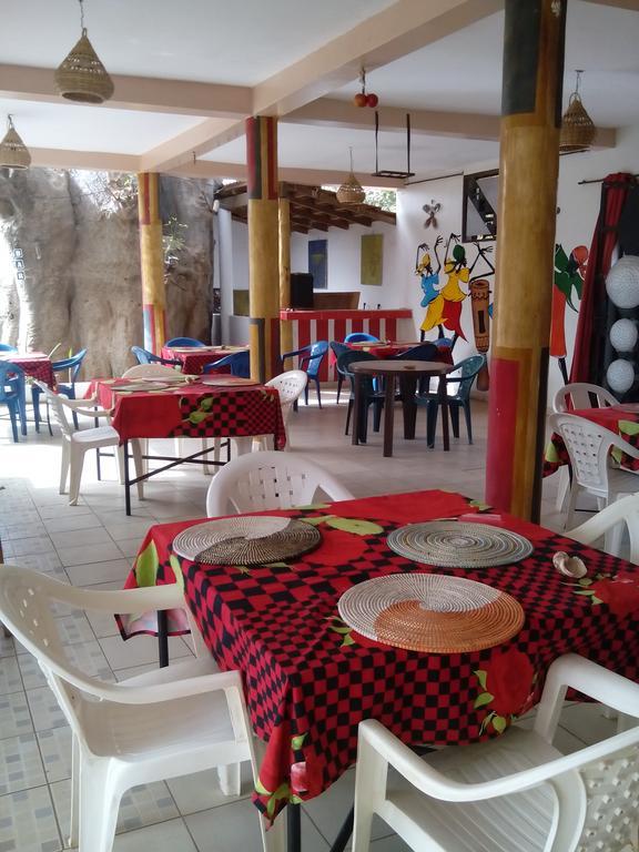 Babao Hotel M'Bour Exterior photo