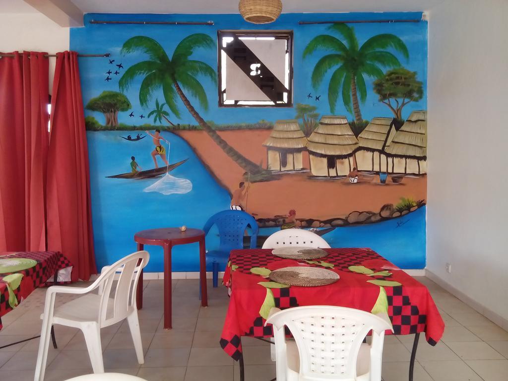 Babao Hotel M'Bour Exterior photo